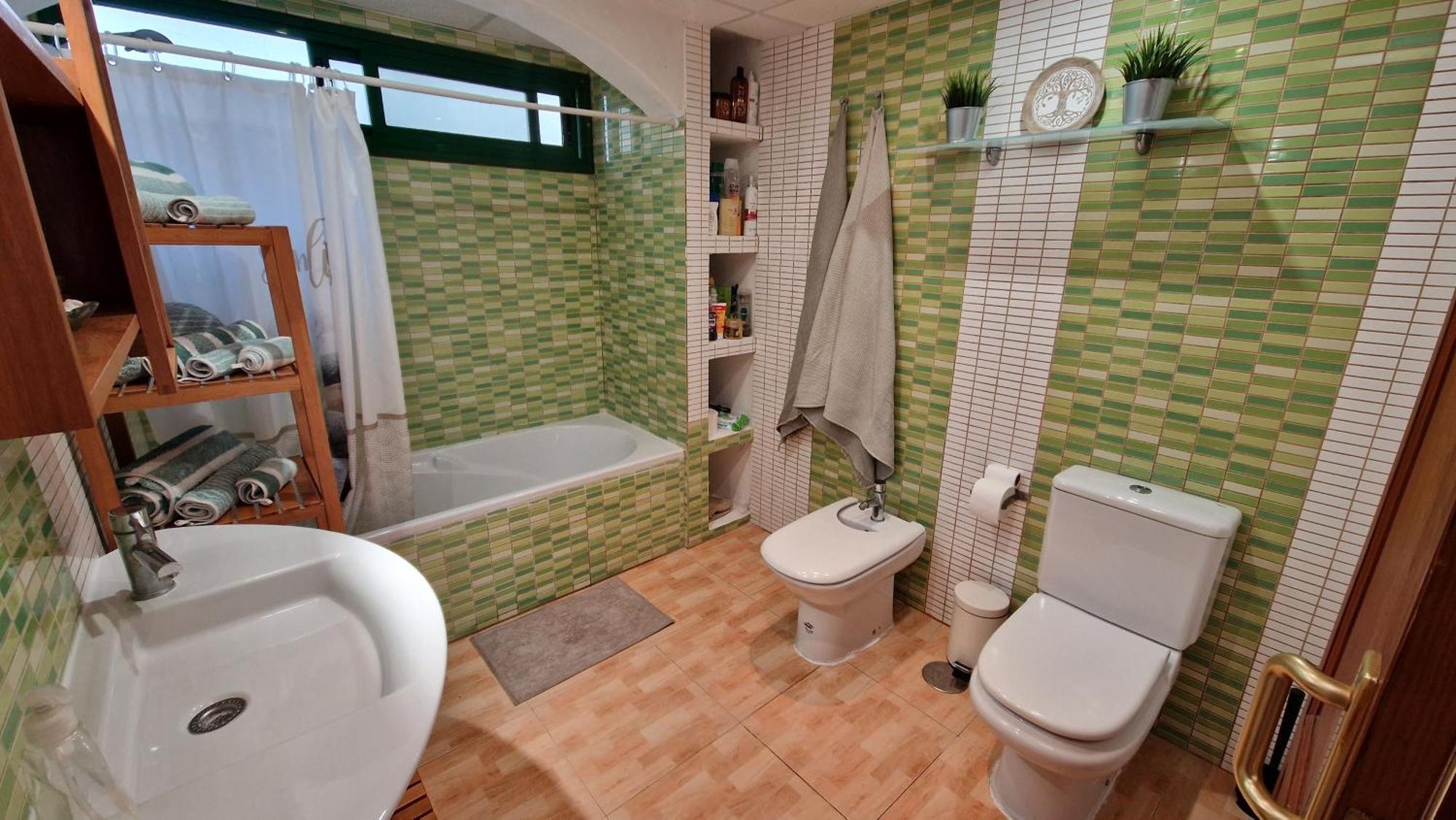 Lukite House Apartment ติอาส ภายนอก รูปภาพ